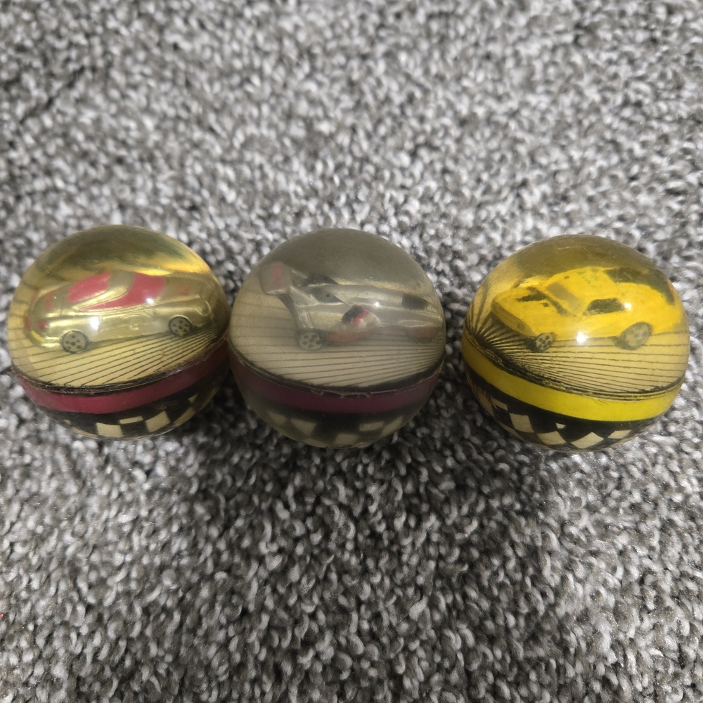 Set of Three Vintage Car Bouncy Ball Toys - Picture 3 of 4